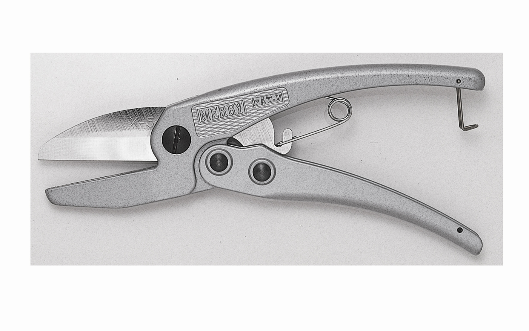 Sx5 Universal Saks